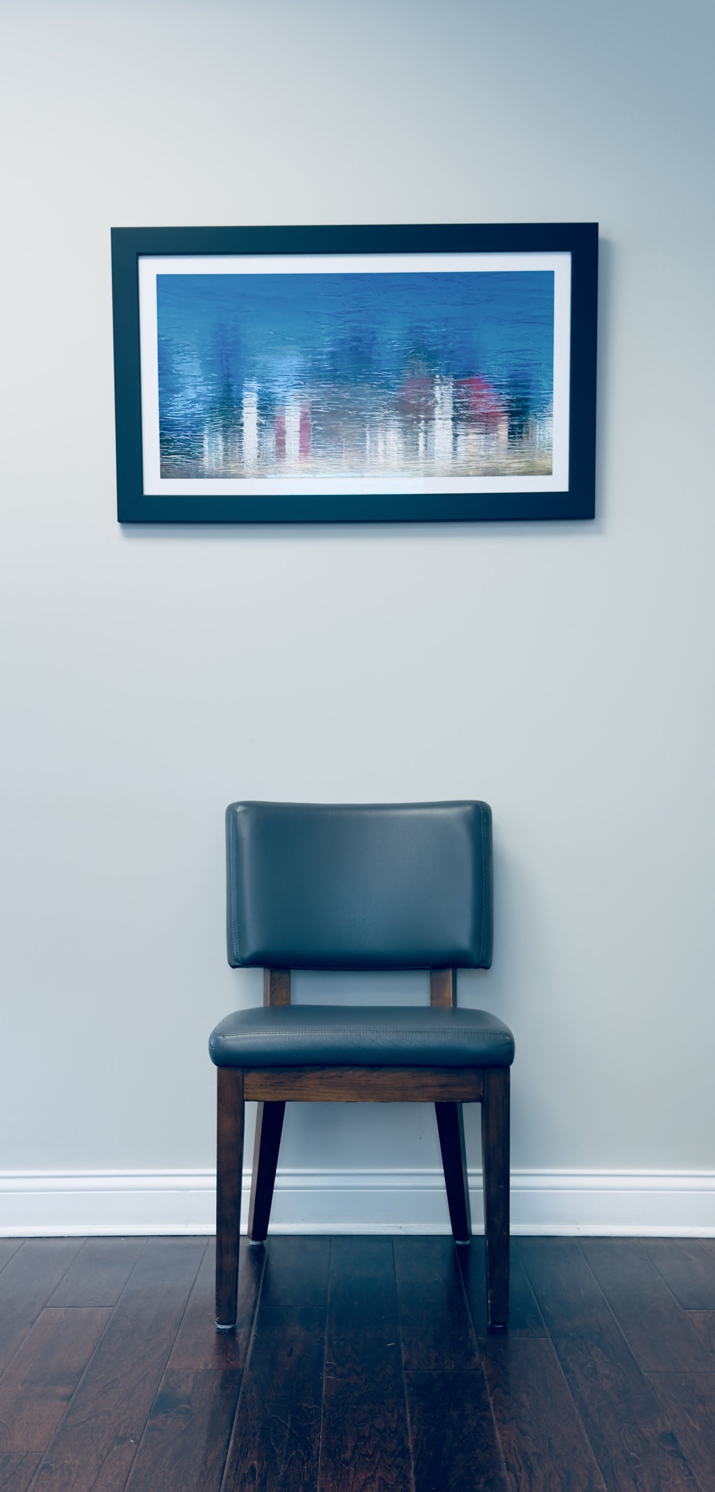 A quiet seating area in the Integrative Psychiatry office